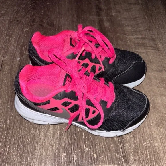 Nike Girl’s Toddler Shoes - Picture 7 of 12